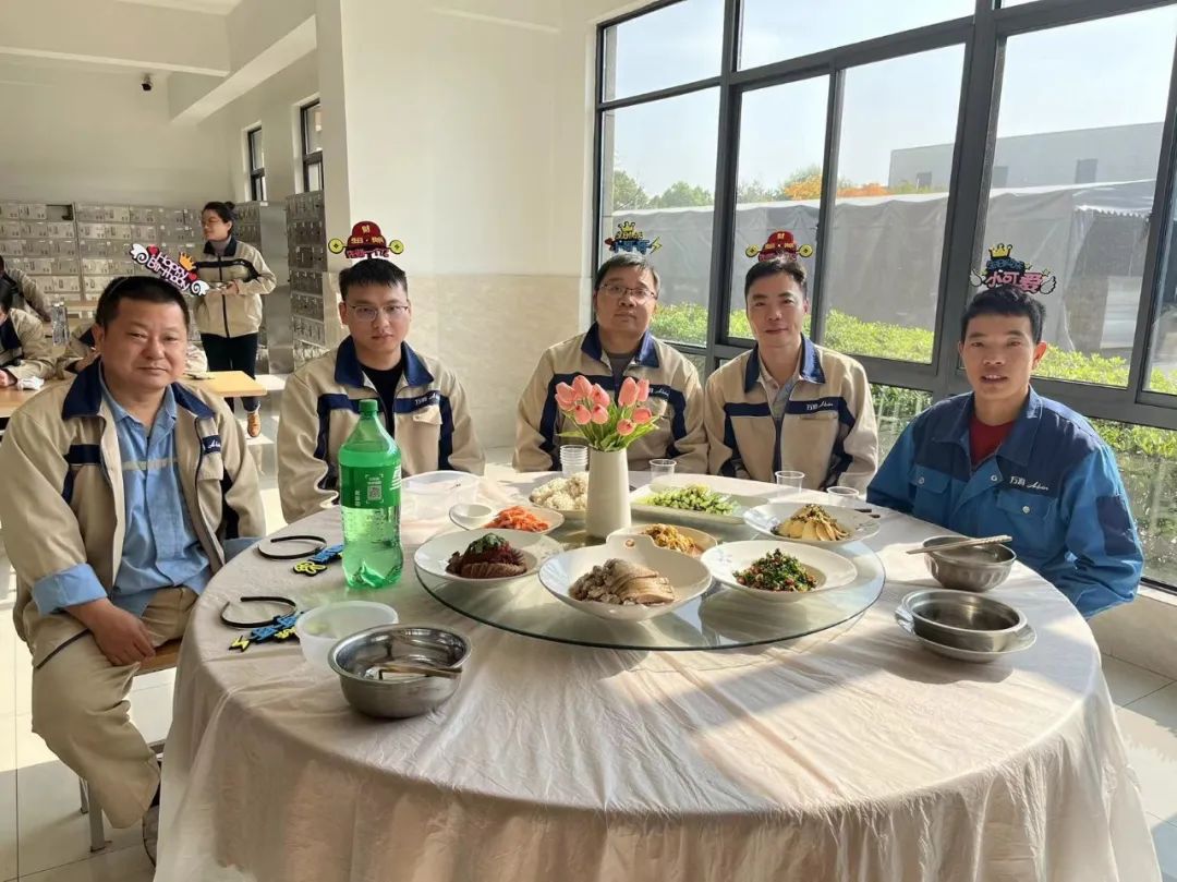 11月員工生日會｜心聚萬潤，溫暖初冬